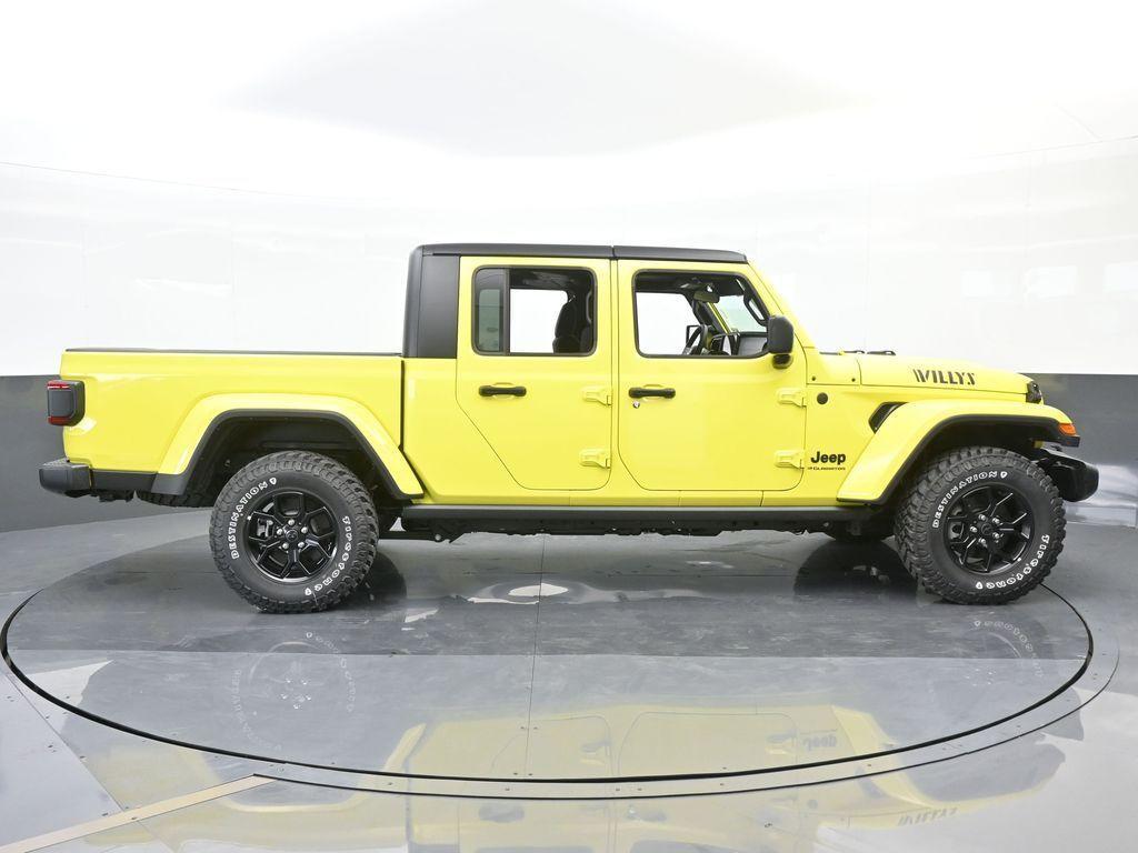 new 2024 Jeep Gladiator car, priced at $40,845