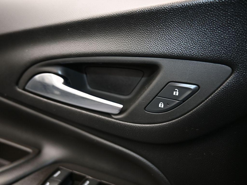 used 2022 Chevrolet Equinox car, priced at $15,989