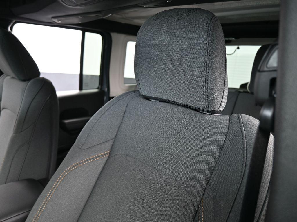 new 2026 Jeep Wrangler car, priced at $46,630