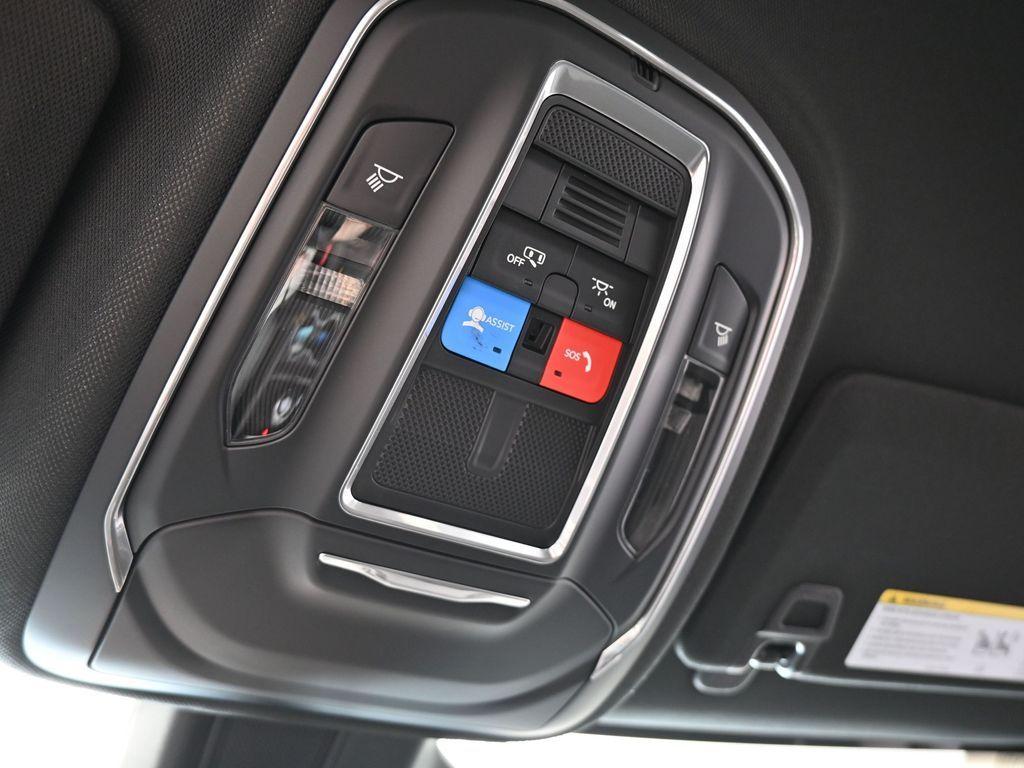 new 2025 Jeep Grand Cherokee car