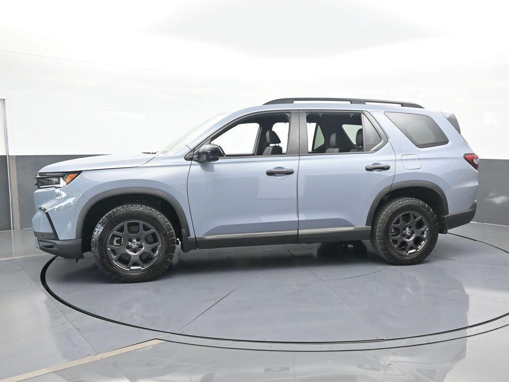 used 2023 Honda Pilot car, priced at $40,991