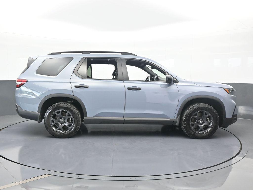 used 2023 Honda Pilot car, priced at $40,991