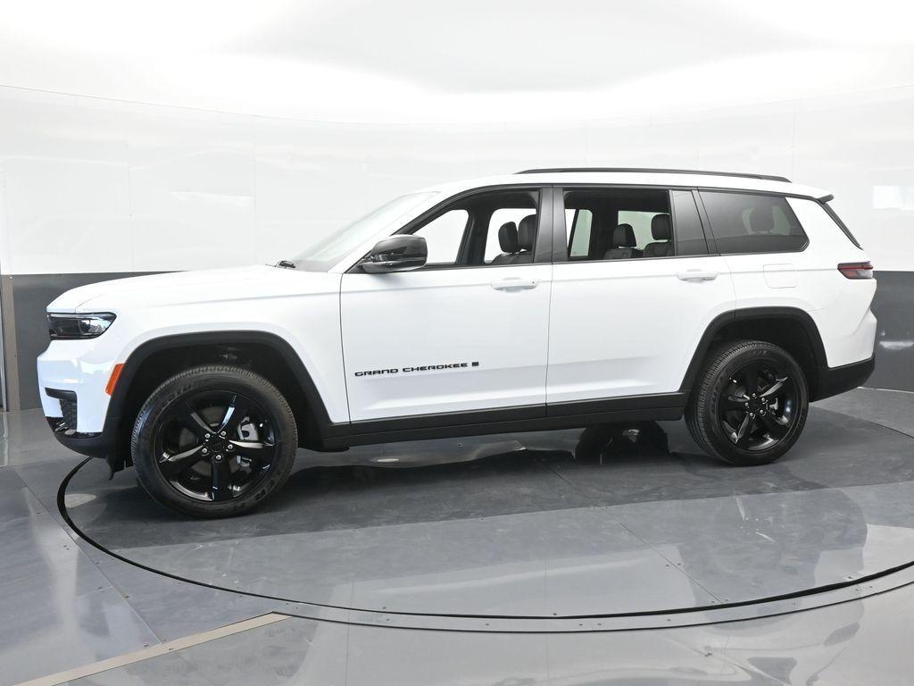 new 2024 Jeep Grand Cherokee L car, priced at $39,818