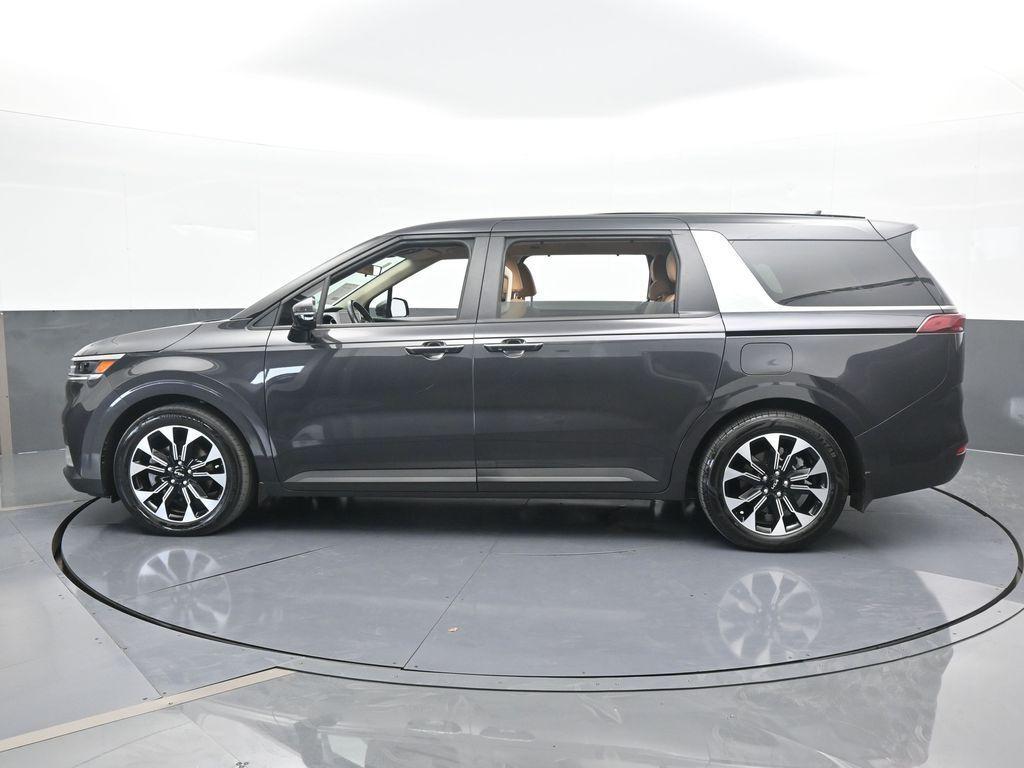 used 2024 Kia Carnival car, priced at $34,466