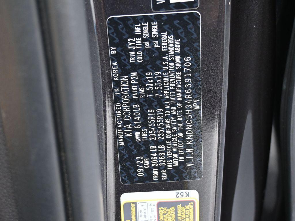 used 2024 Kia Carnival car, priced at $34,466