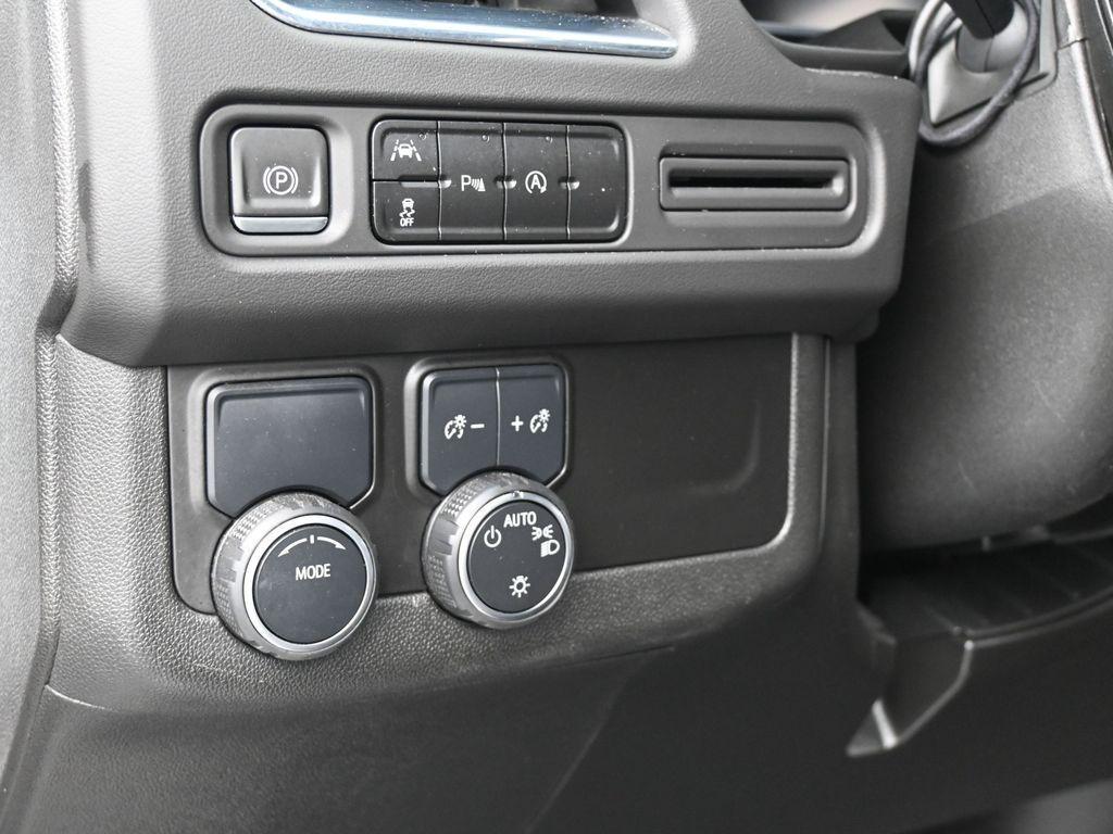 used 2023 Chevrolet Tahoe car, priced at $39,995