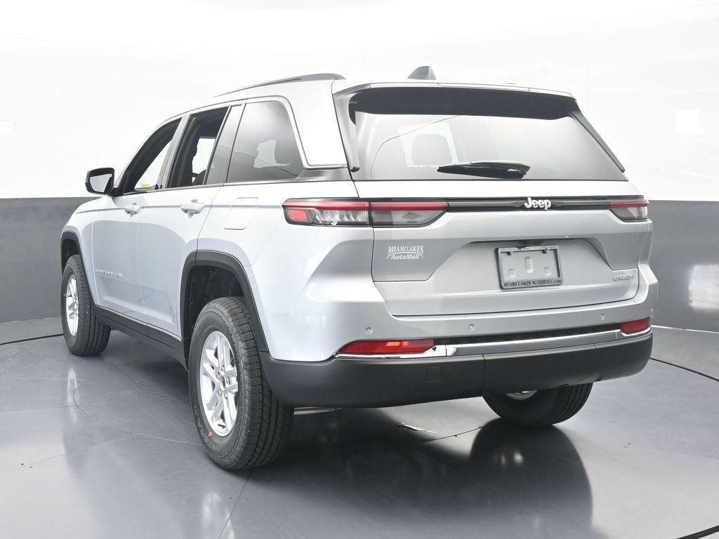 new 2025 Jeep Grand Cherokee car