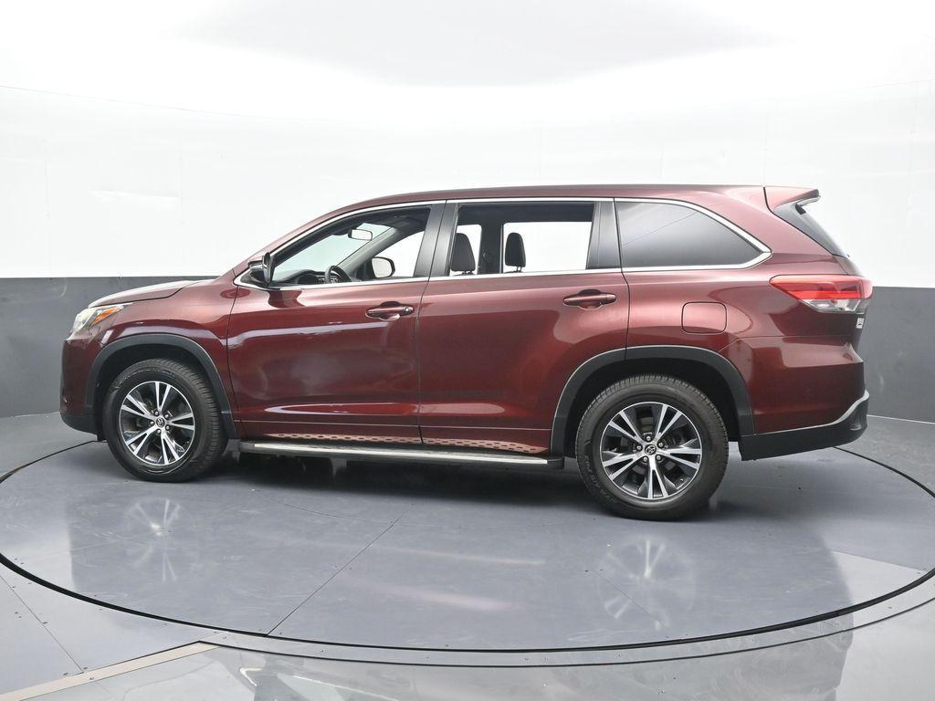 used 2017 Toyota Highlander car, priced at $17,296