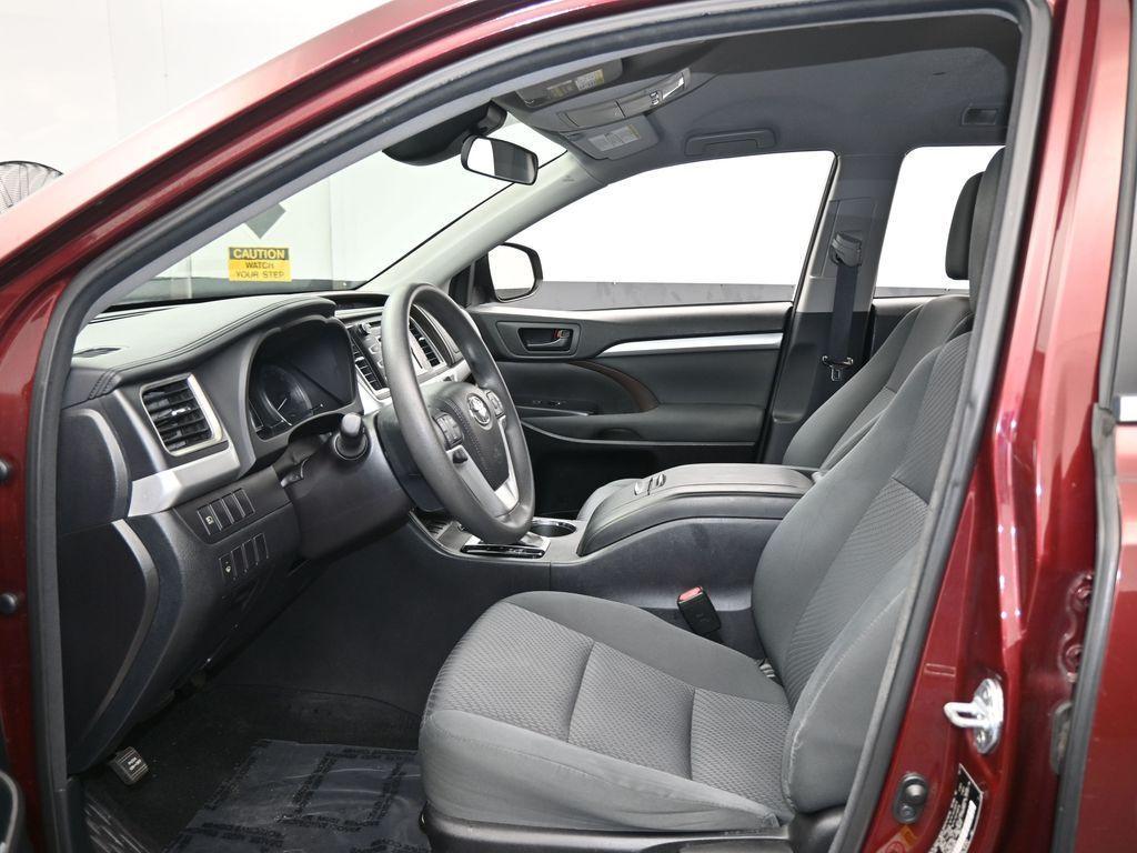 used 2017 Toyota Highlander car, priced at $17,296