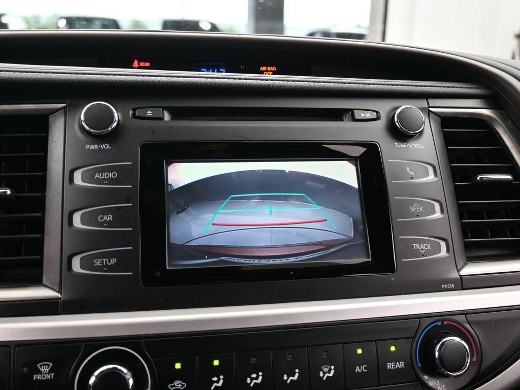 used 2017 Toyota Highlander car, priced at $17,296