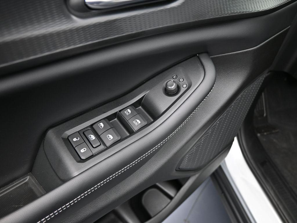 new 2025 Jeep Grand Cherokee L car