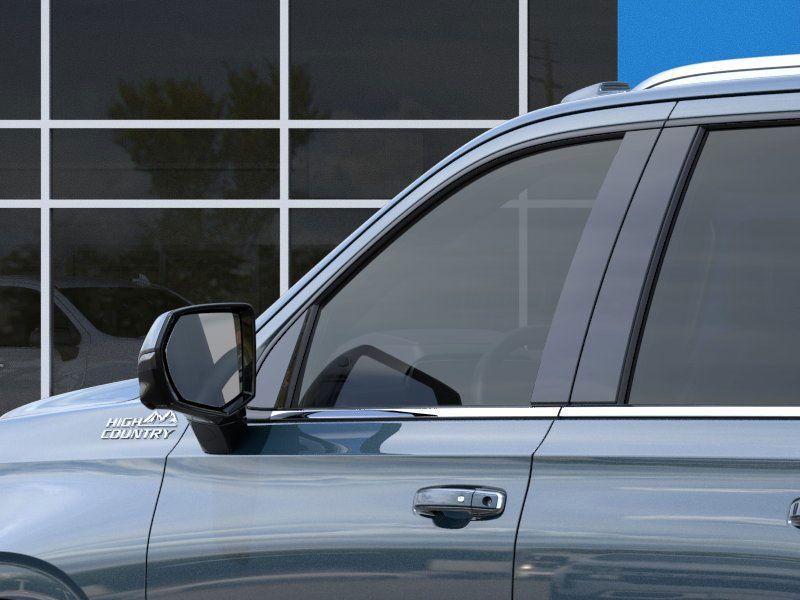 new 2025 Chevrolet Suburban car, priced at $83,905