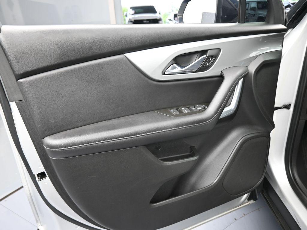 used 2021 Chevrolet Blazer car, priced at $16,999