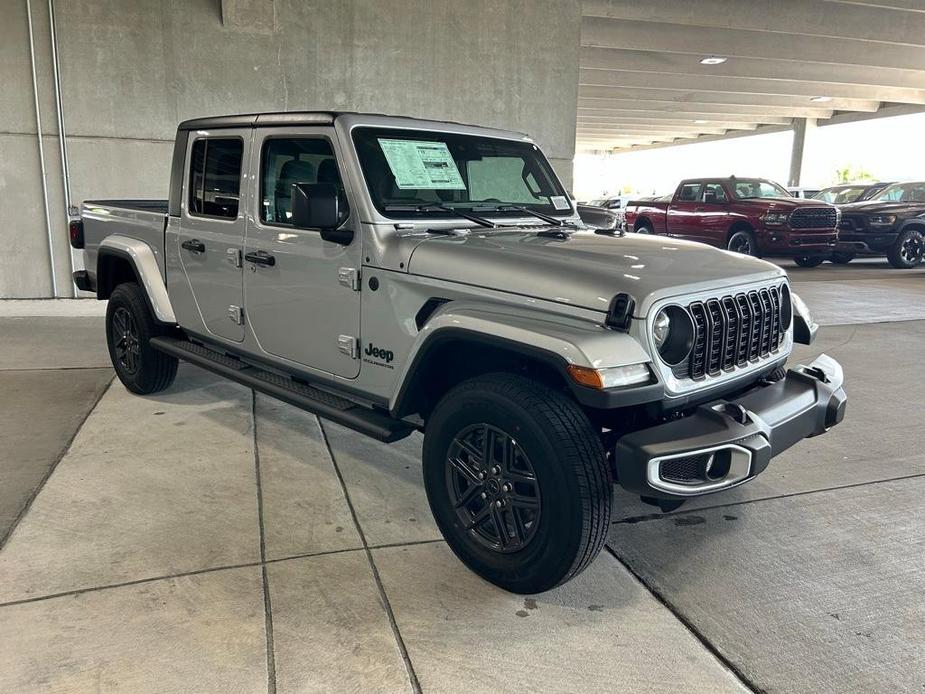 new 2024 Jeep Gladiator car, priced at $39,908