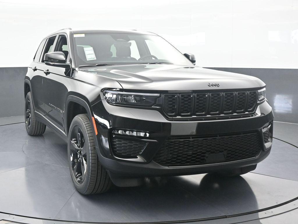 new 2025 Jeep Grand Cherokee car