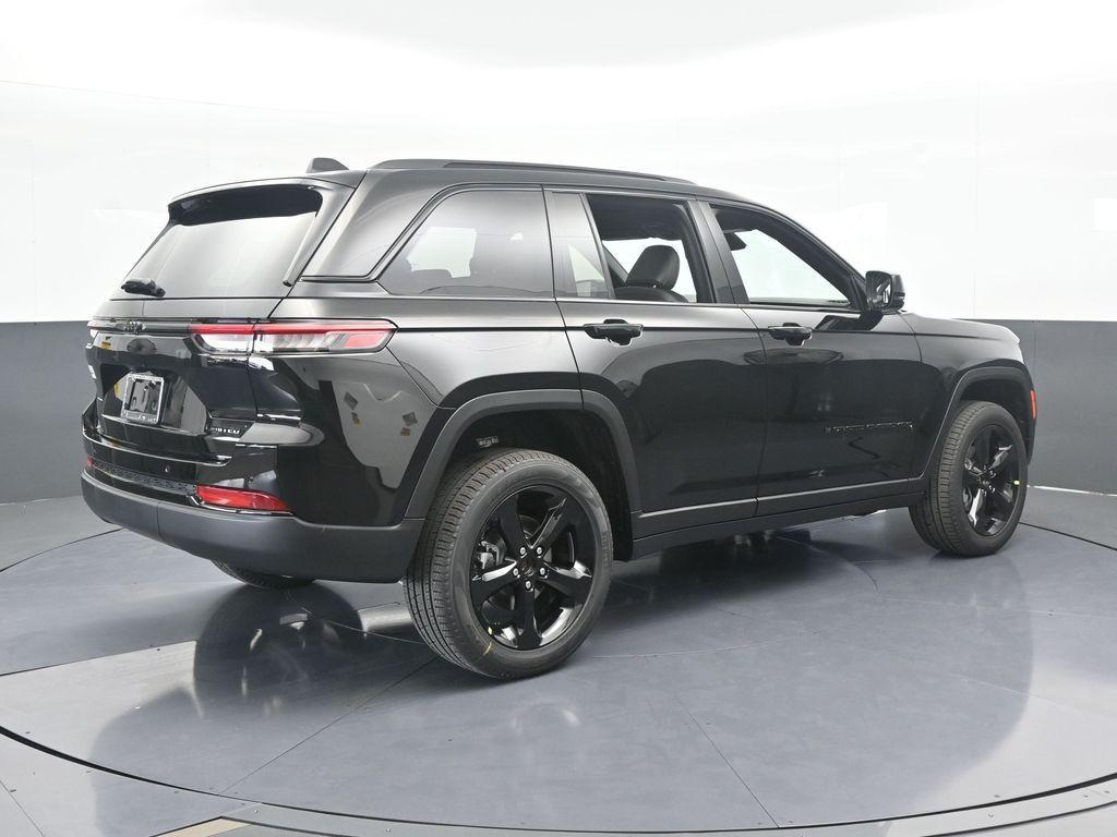 new 2025 Jeep Grand Cherokee car