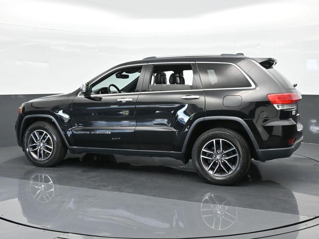 used 2017 Jeep Grand Cherokee car, priced at $10,989