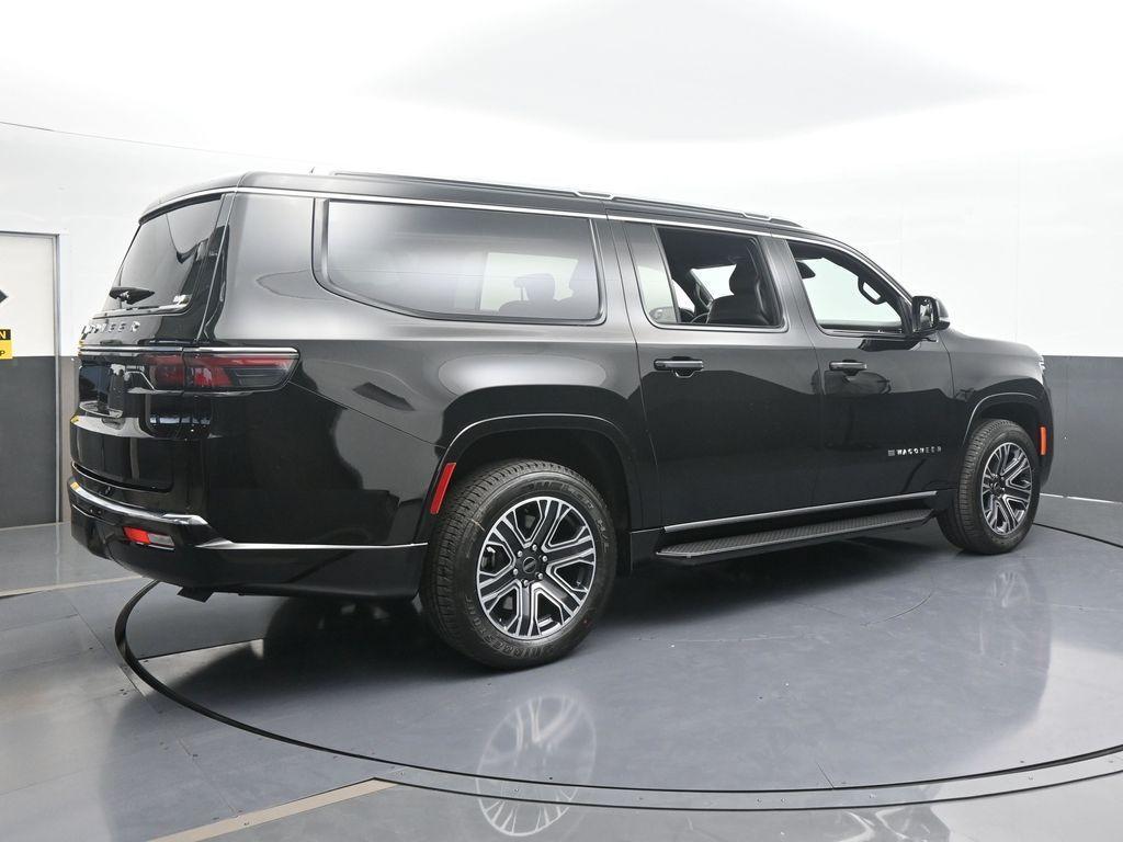 new 2025 Jeep Wagoneer L car