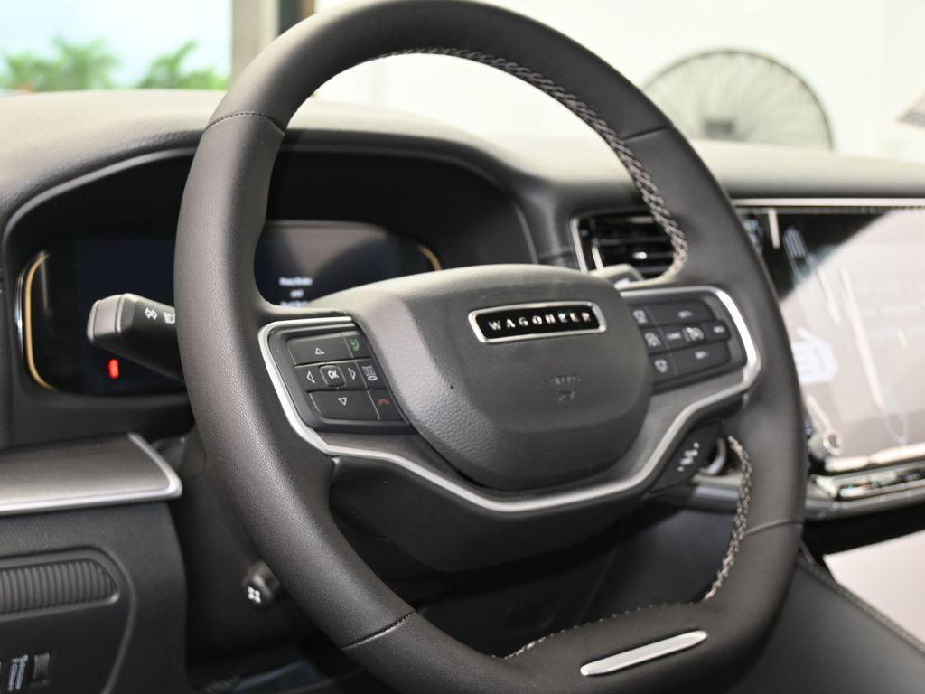 new 2025 Jeep Wagoneer L car