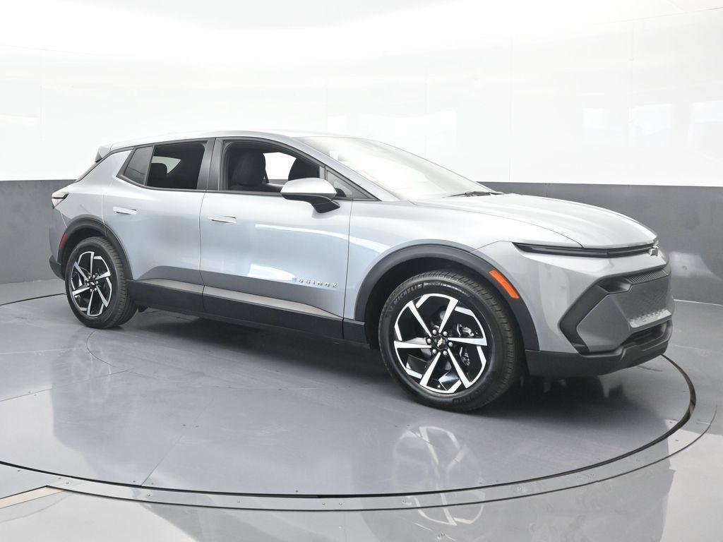used 2025 Chevrolet Equinox EV car, priced at $25,444