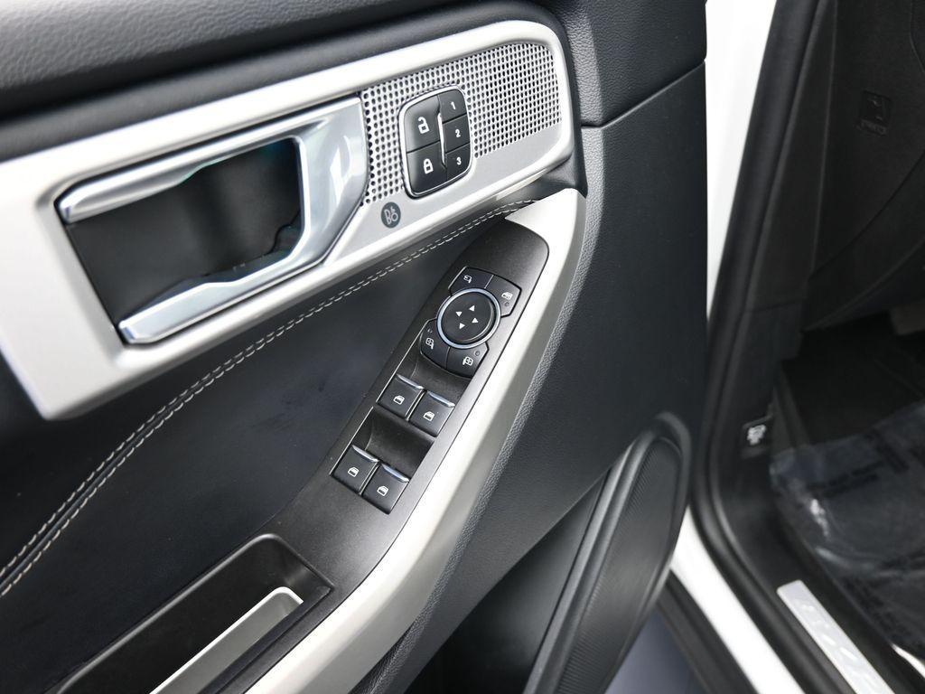 used 2022 Ford Explorer car, priced at $33,897