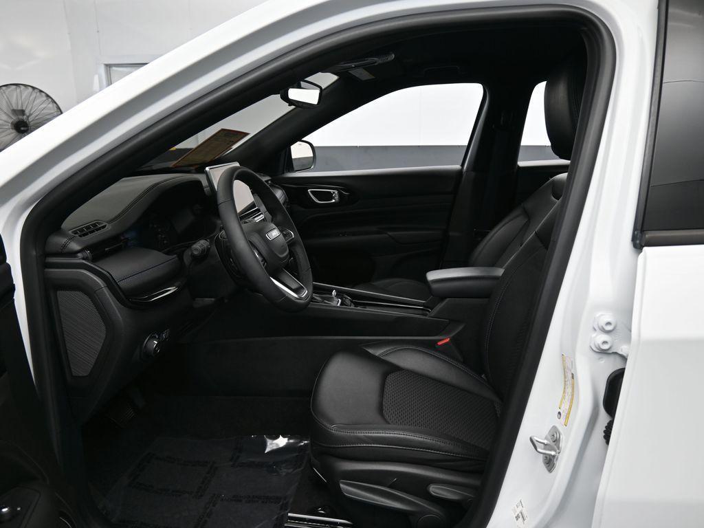 used 2025 Jeep Compass car, priced at $21,696
