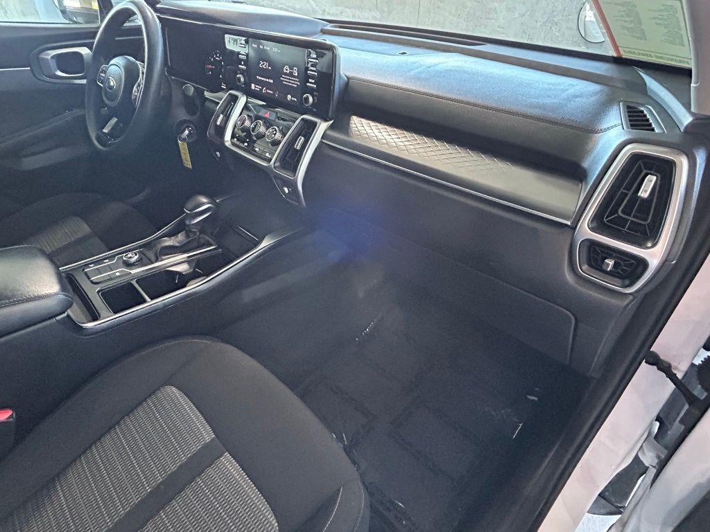 used 2021 Kia Sorento car, priced at $18,644