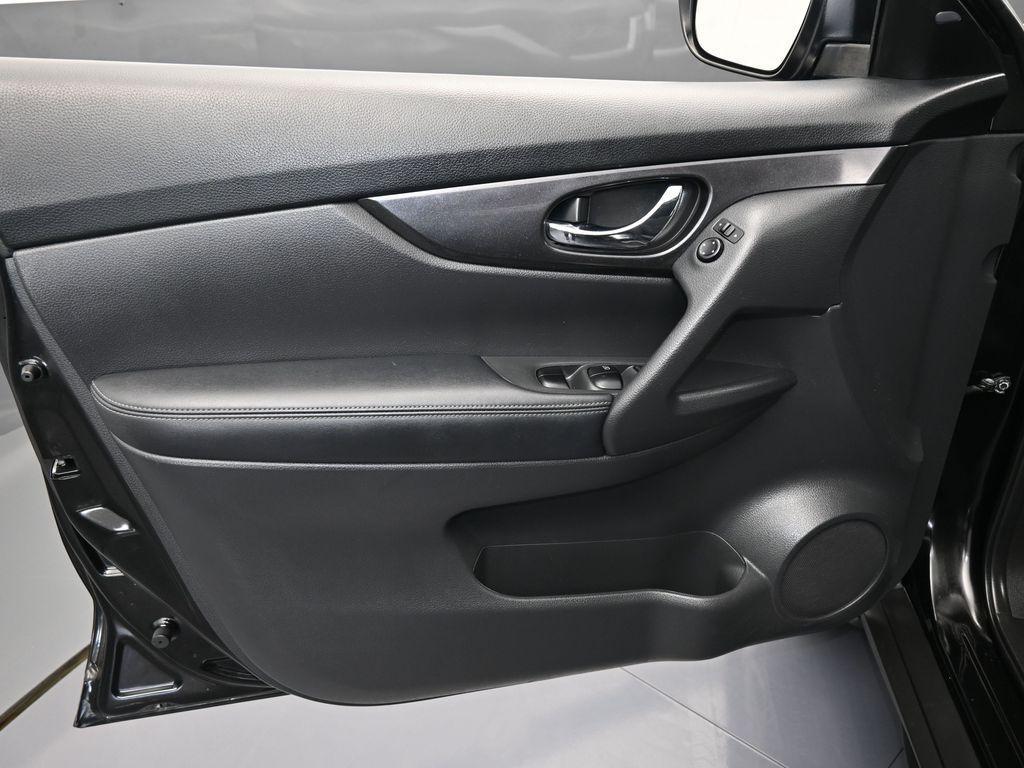 used 2018 Nissan Rogue car, priced at $17,995