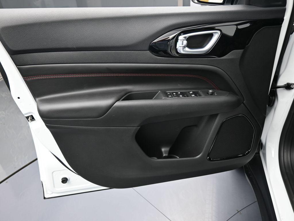 new 2026 Jeep Compass car, priced at $34,615