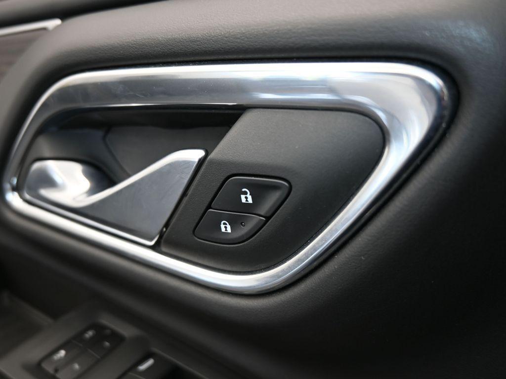 used 2023 Chevrolet Suburban car, priced at $37,621