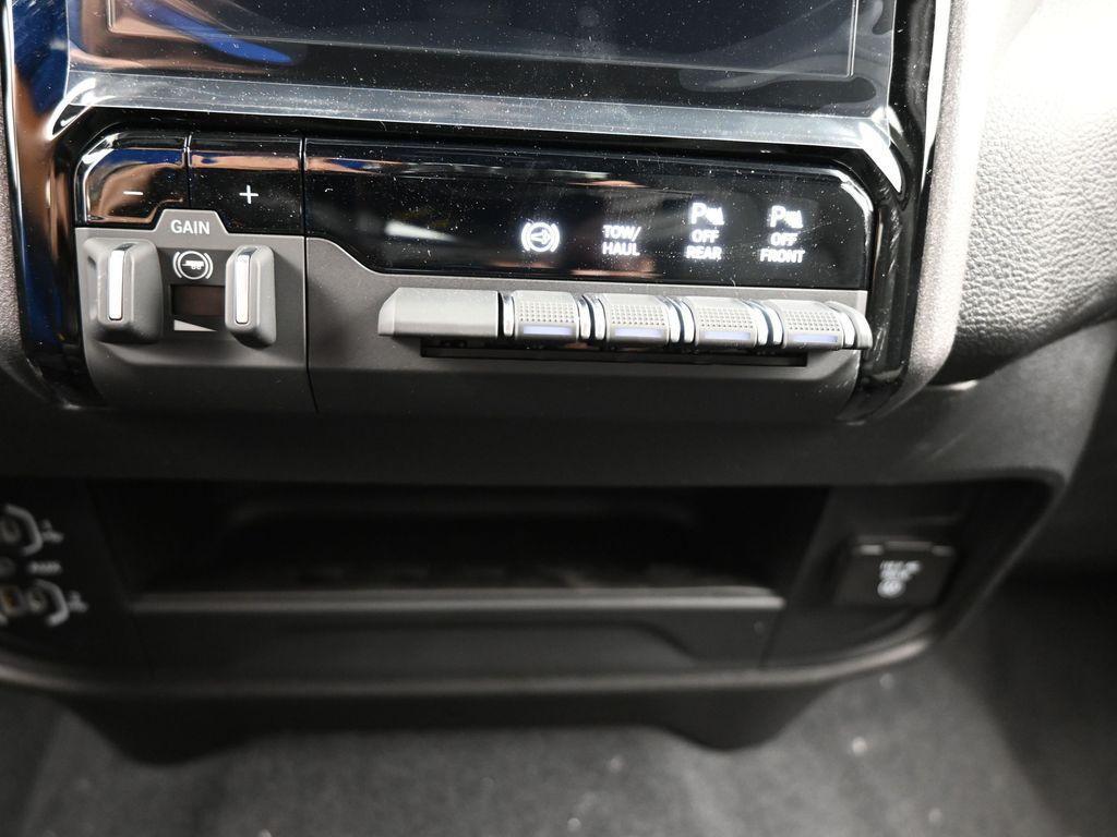 new 2025 Ram 2500 car