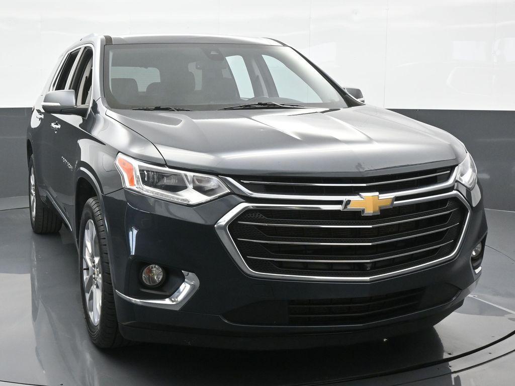 used 2021 Chevrolet Traverse car, priced at $28,699