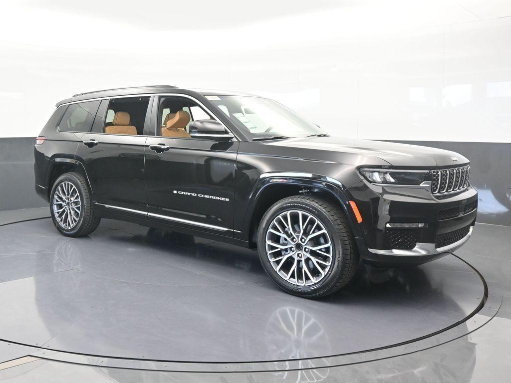 new 2025 Jeep Grand Cherokee L car
