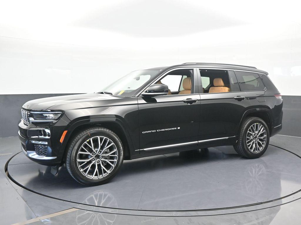 new 2025 Jeep Grand Cherokee L car