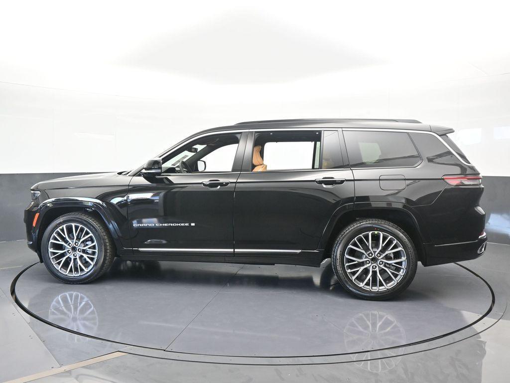 new 2025 Jeep Grand Cherokee L car