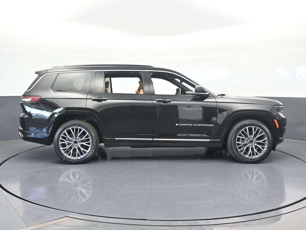new 2025 Jeep Grand Cherokee L car