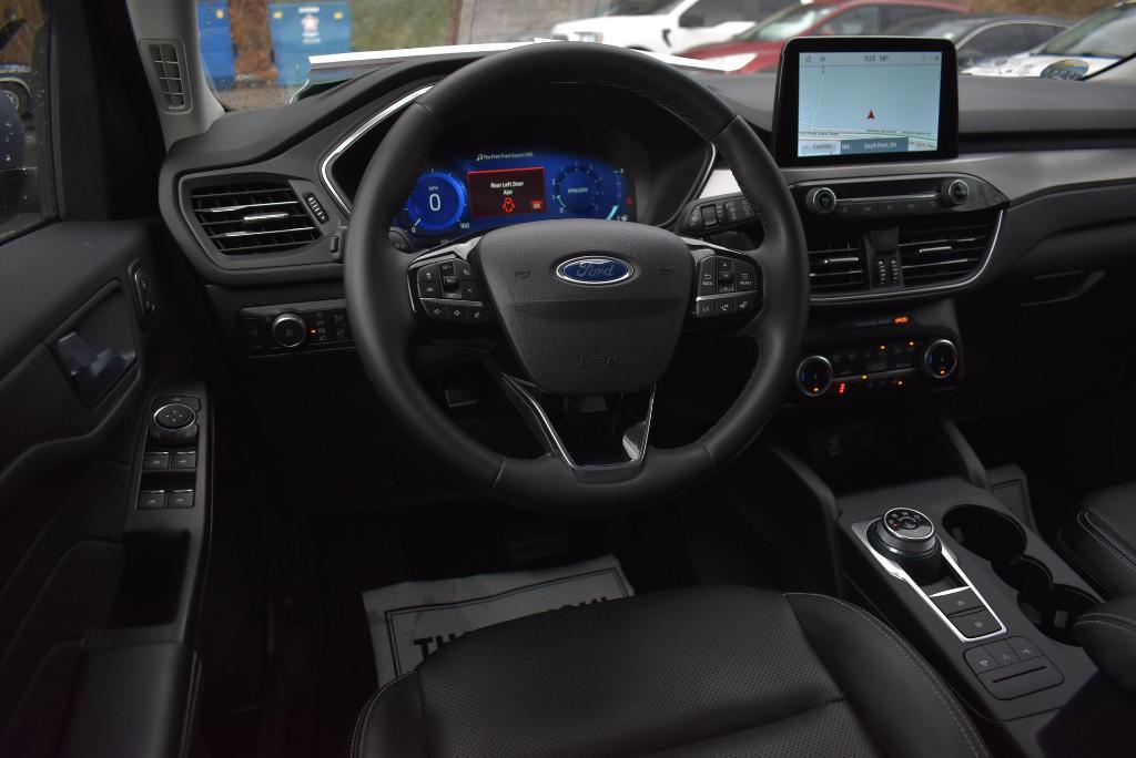 used 2022 Ford Escape car, priced at $26,650