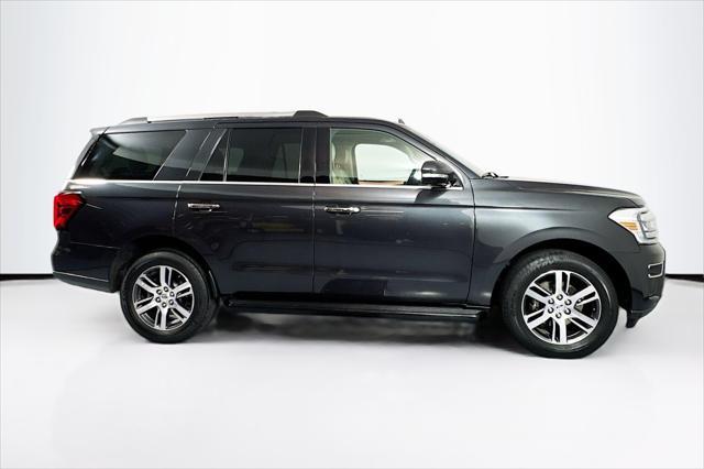 used 2023 Ford Expedition car, priced at $41,444