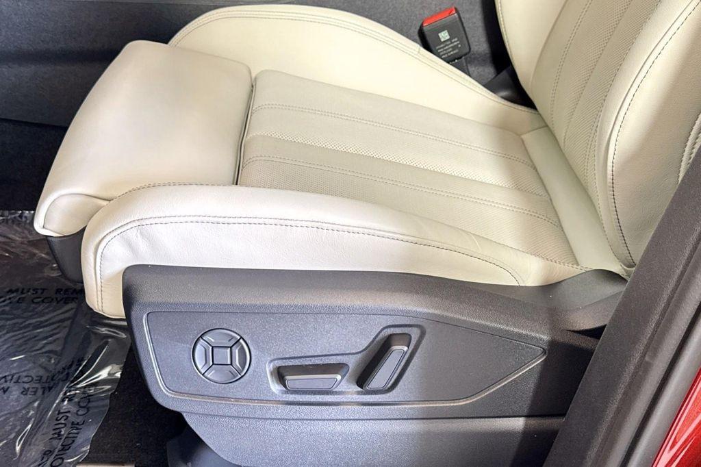 new 2025 Audi Q5 car, priced at $61,390