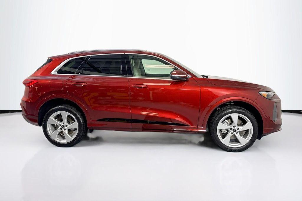 new 2025 Audi Q5 car, priced at $61,390