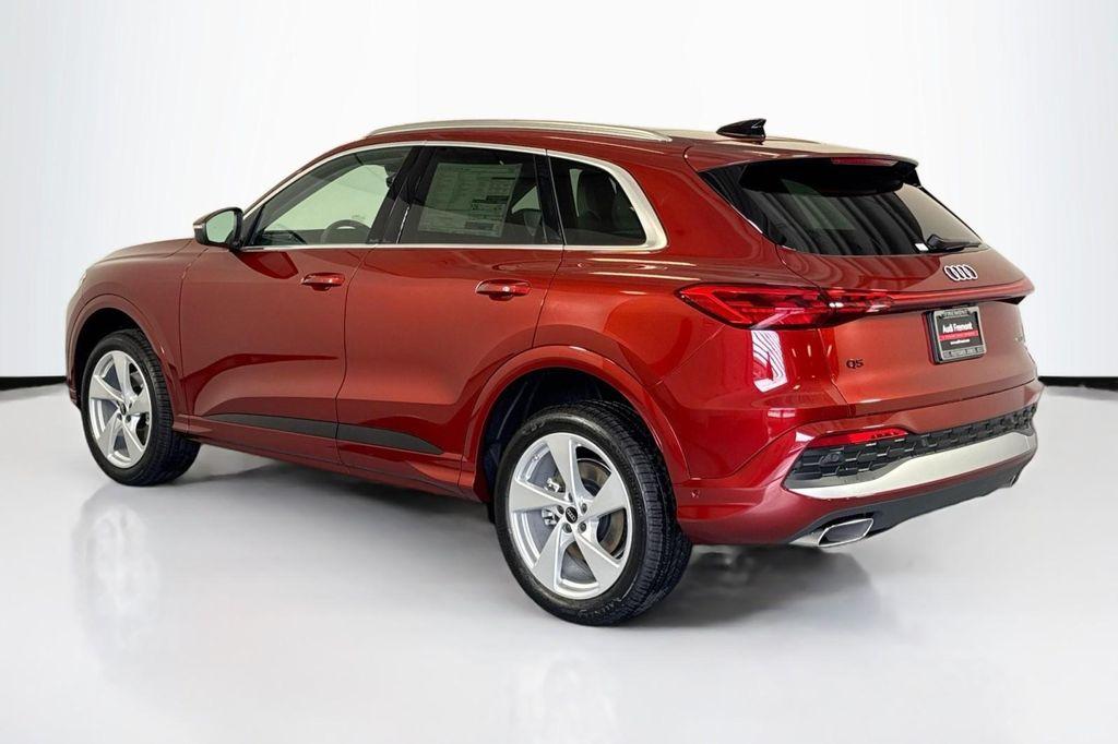 new 2025 Audi Q5 car, priced at $61,390