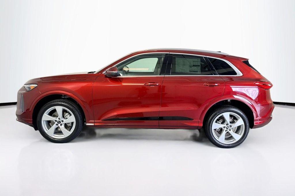 new 2025 Audi Q5 car, priced at $61,390