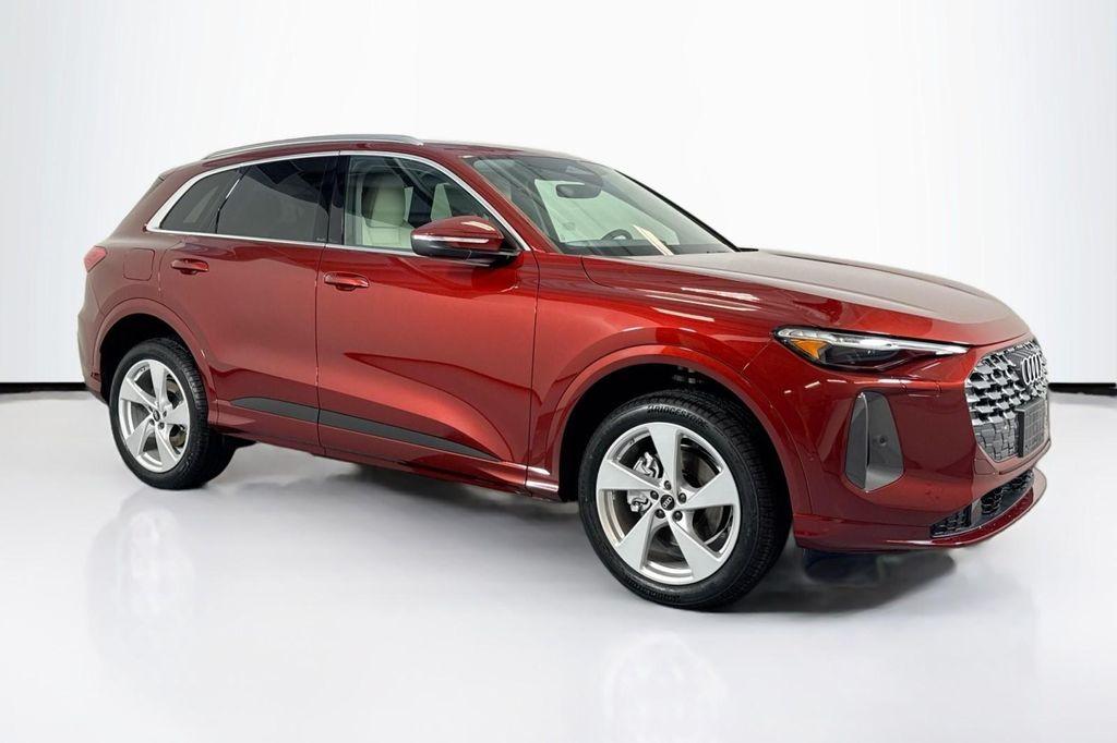 new 2025 Audi Q5 car, priced at $61,390