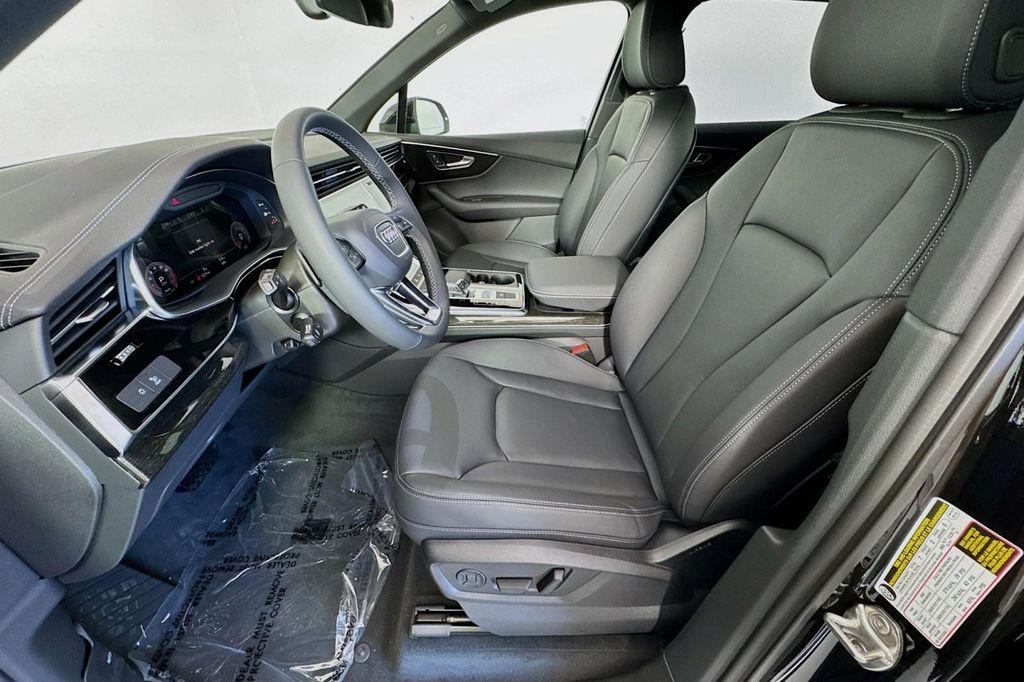 new 2025 Audi Q7 car, priced at $68,805