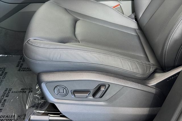 new 2025 Audi Q7 car, priced at $77,750