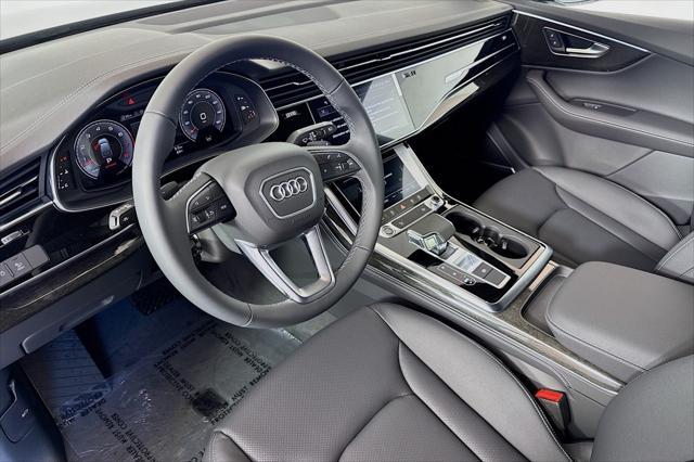 new 2025 Audi Q7 car, priced at $77,750