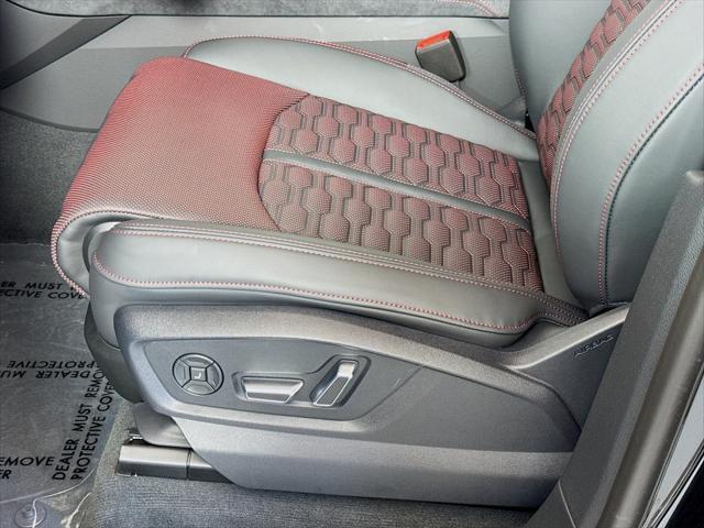 new 2025 Audi RS Q8 car, priced at $150,330