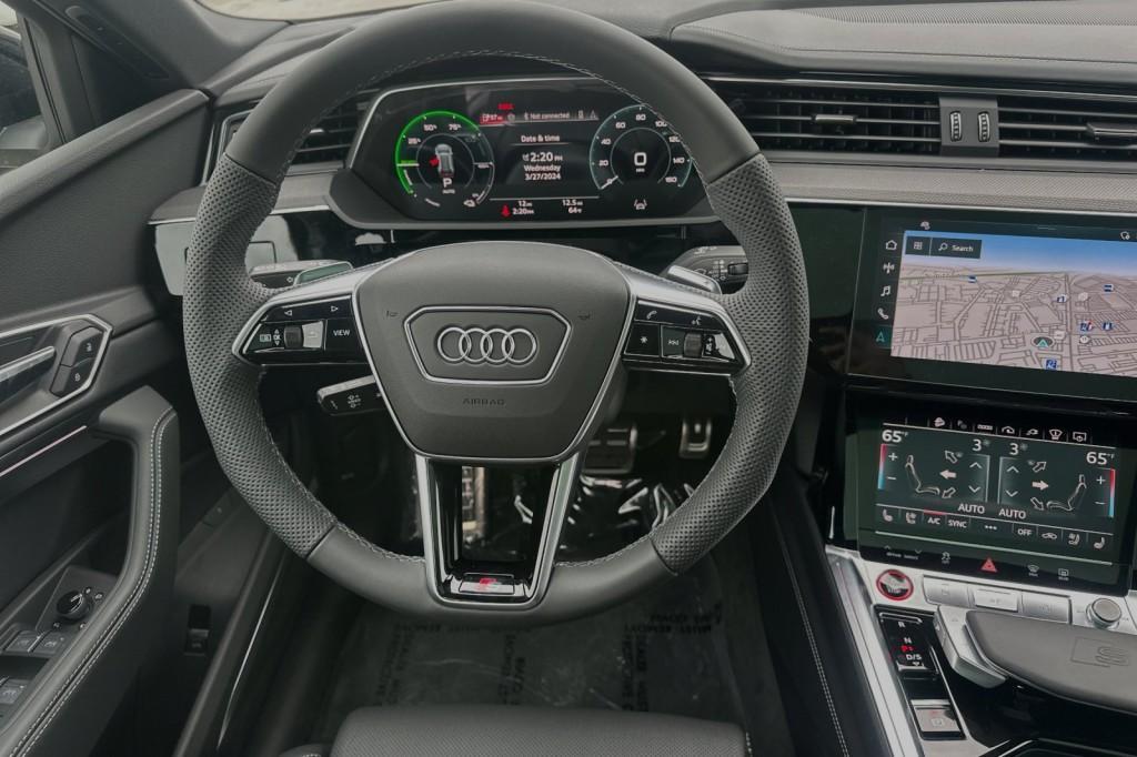 new 2024 Audi SQ8 e-tron car, priced at $105,115