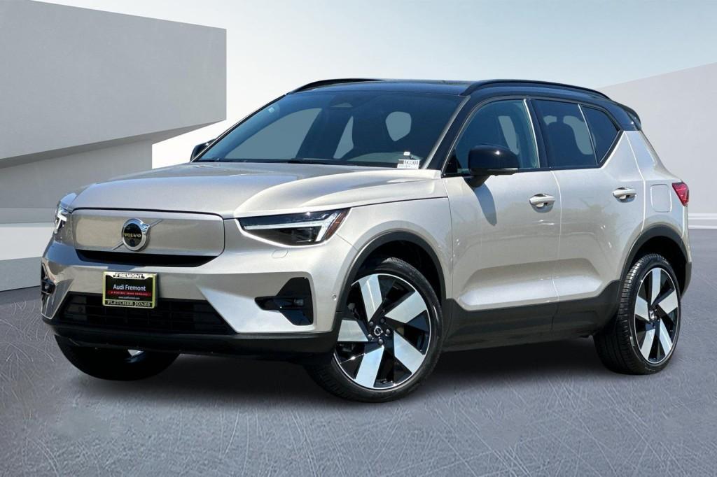 used 2023 Volvo XC40 Recharge Pure Electric car, priced at $39,994