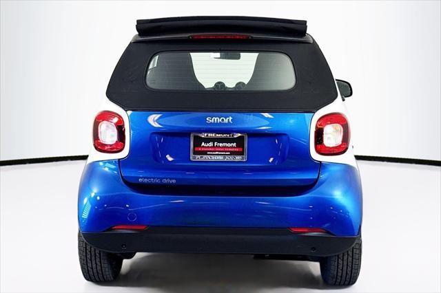 used 2017 smart ForTwo Electric Drive car, priced at $13,444
